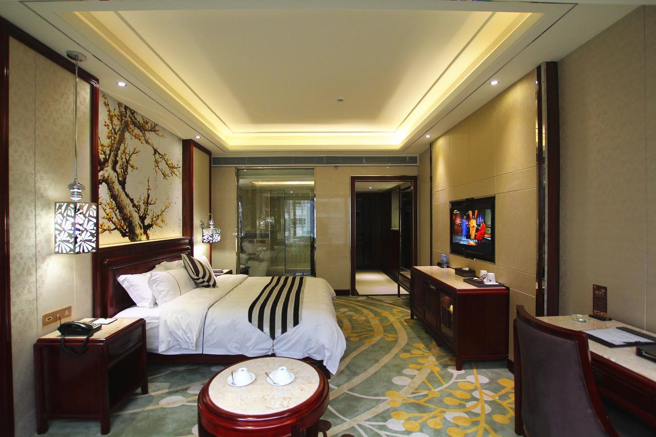 Jin Long Wan Hao Hotel Wuzhou Zewnętrze zdjęcie