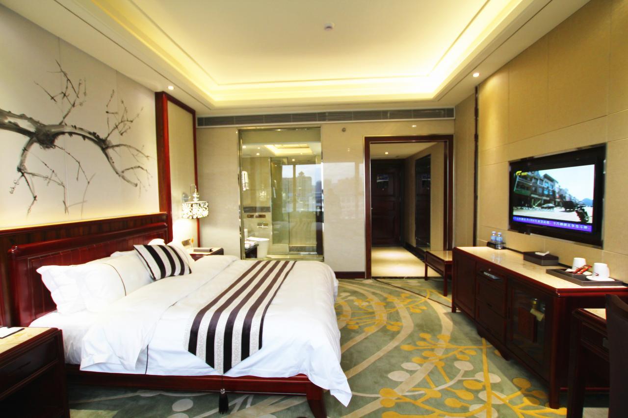 Jin Long Wan Hao Hotel Wuzhou Zewnętrze zdjęcie